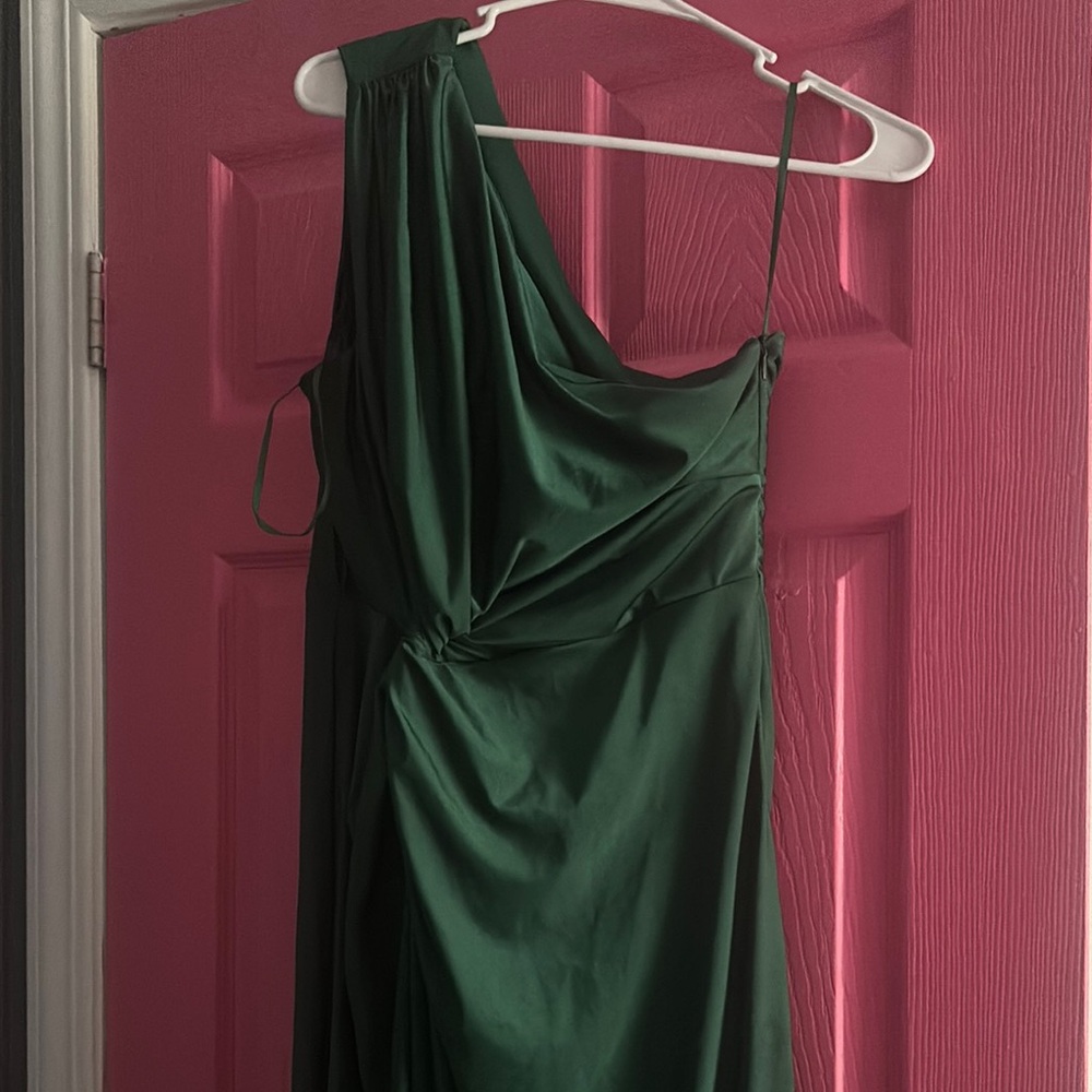 Elegant One Shoulder Green Dress